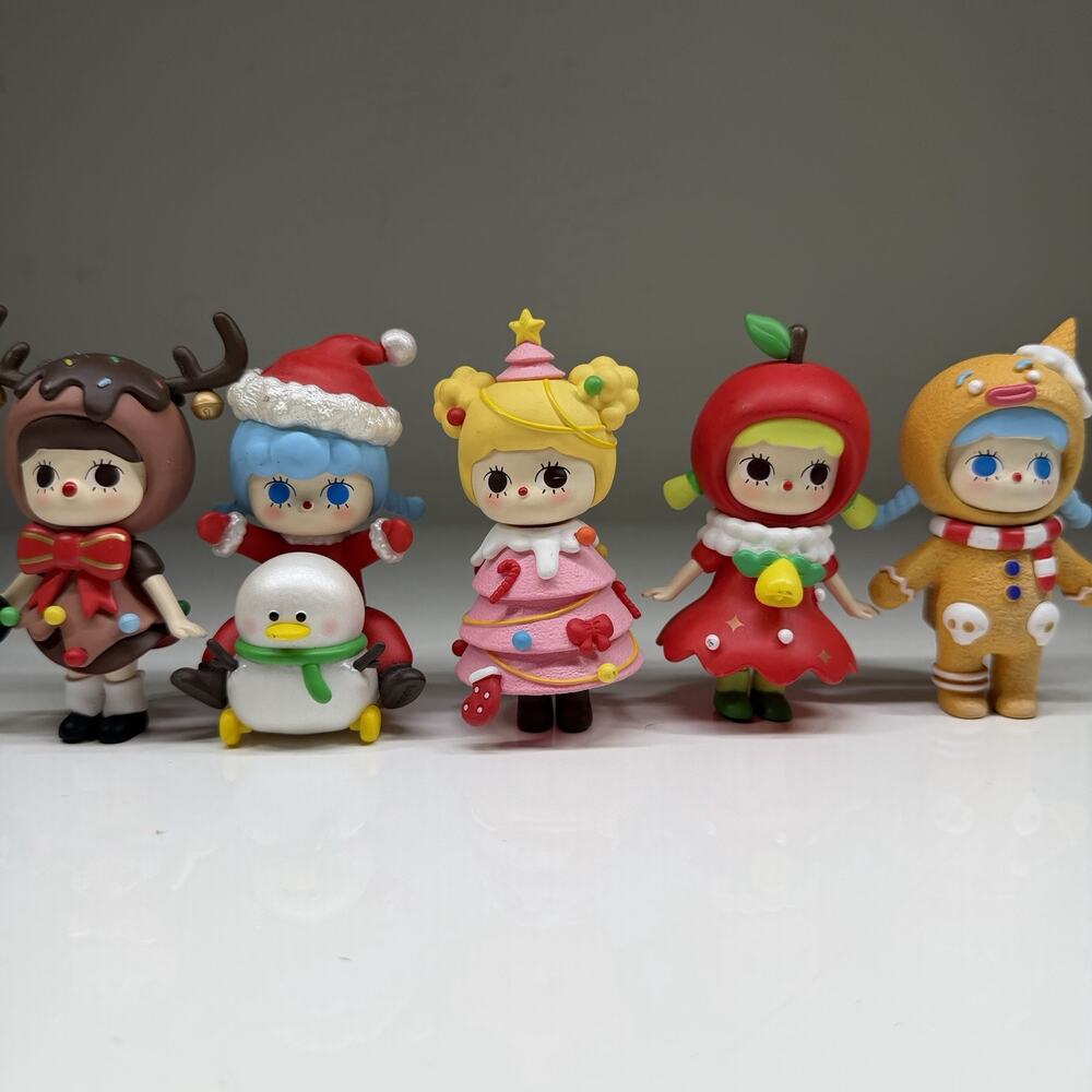 Treein Art BOBBI Christmas Series Blind Box Figures - Set of 5 - Vinyl Art Toys